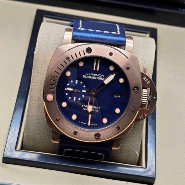 Panerai Luminor" Submersible"