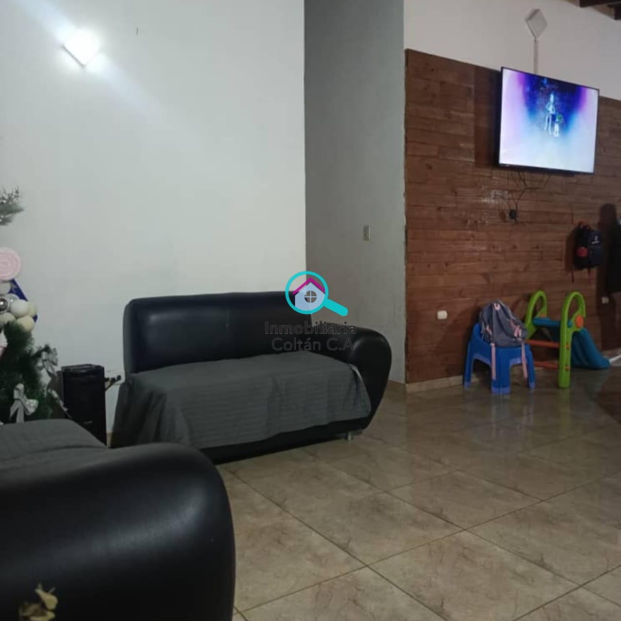 Bonita Casa en Urb. Ciudad Varyna Sector La Cumbres IV etapa - Imagen 9